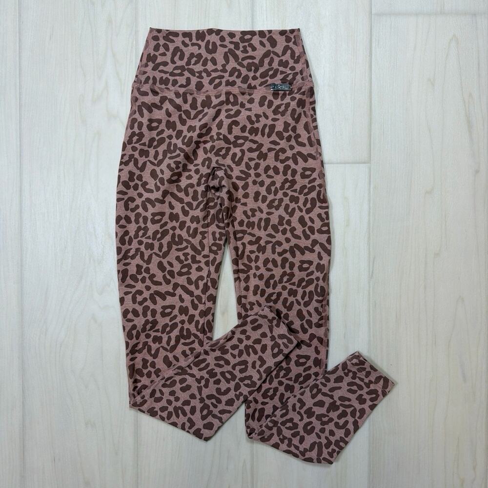 Bombshell Sportswear London Fog Cheetah Animal Print Scrunch Leggings Size XS - Picture 8 of 8